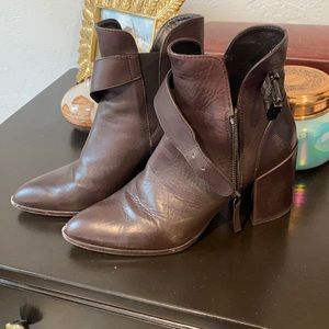 Stuart weitzman booties
